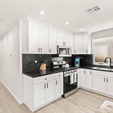 Estepa Unit #3 By Pmi Thousand Oaks Luaran gambar
